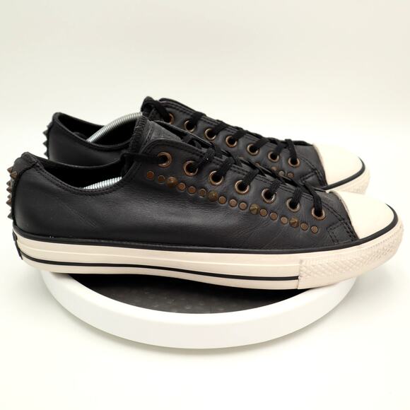 Converse Chuck Taylor All Star Mens Black Studded Leather Size 11 Shoes Sneakers - Picture 1 of 14